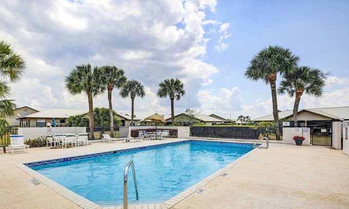 Highland Condo | Sebring Vacation Rental w/ Resort Amenities!