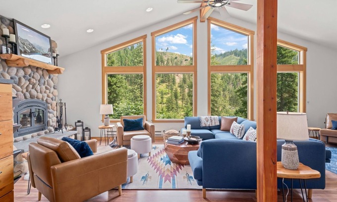 Peshastin House | Secluded and Peaceful -10 minutes from Leavenworth