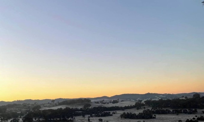 Yass River Cottage | Secluded Farm Stay on Yass River – Trails, Animals, Fire Pit & River Fun