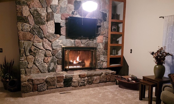 Farwell House | Secluded house in the woods