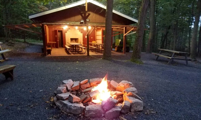 Lewistown Cabin | Secluded Mountain Retreat, Great For Large Groups, Near Juniata River