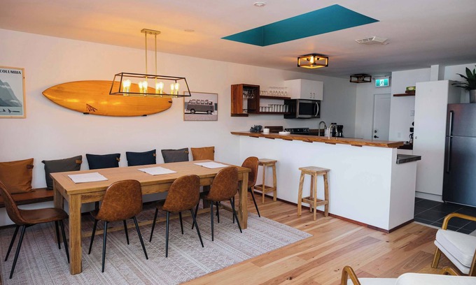 Tofino Hotel | Secluded Oceanfront - Upstairs