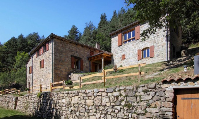 Saint-Pierreville House | Secluded vacation estate in the heart of the Ardèche, total peace and quiet and absolute nature.