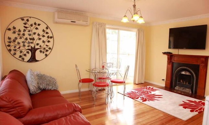 Healesville Hotel | Secret Cottage Healesville