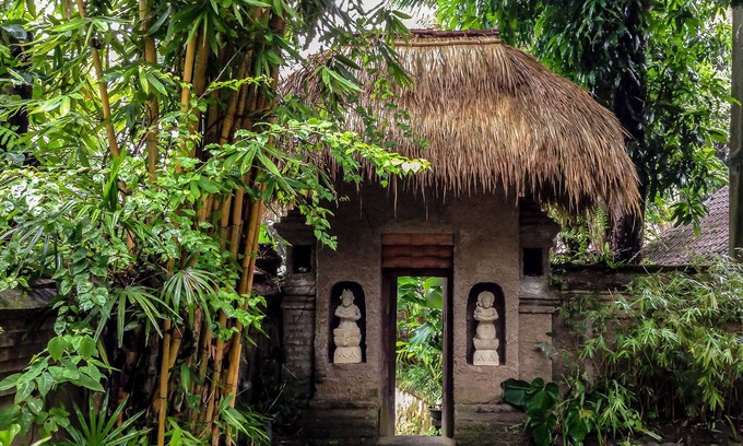 Kutuh Kaja Villa | Secret Tropical Hideaway - Only 5 Min Walk to Central Ubud