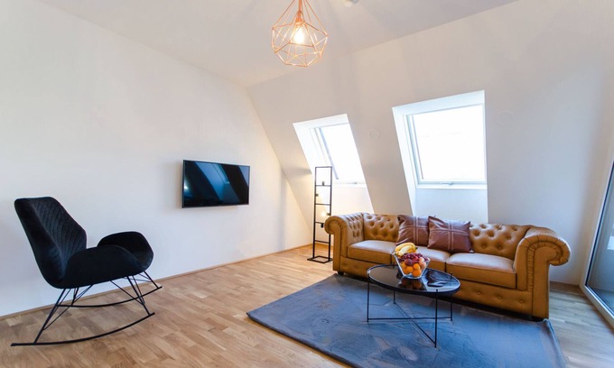 Weißgerber Apartment | ★Seductive Retreat in the ♥ of the City + Balcony★