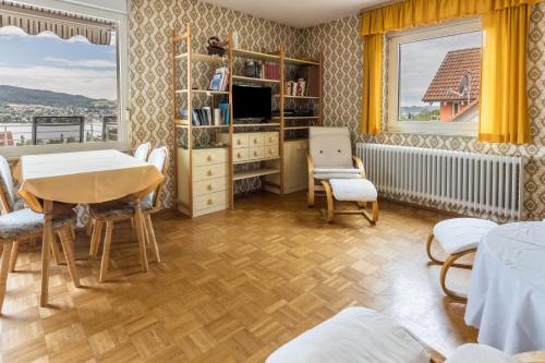Gaienhofen Apartment | See- Panorama
