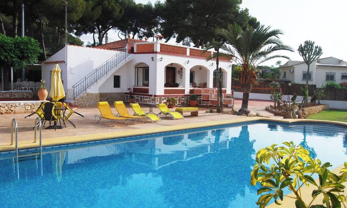 Moravit Villa | See view villa with pool and big garden.