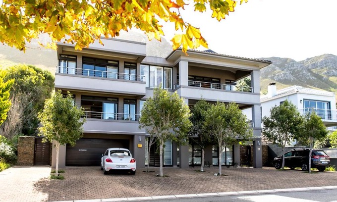 Hermanus Heights House | Selkirk House