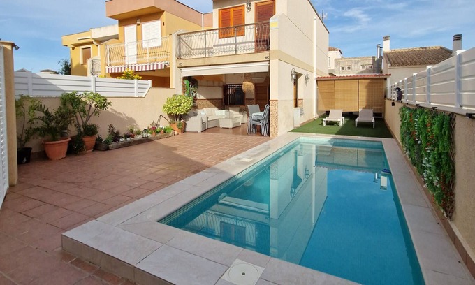 Los Alcazares House | Semi-detached house 150 meters from the beach with private pool