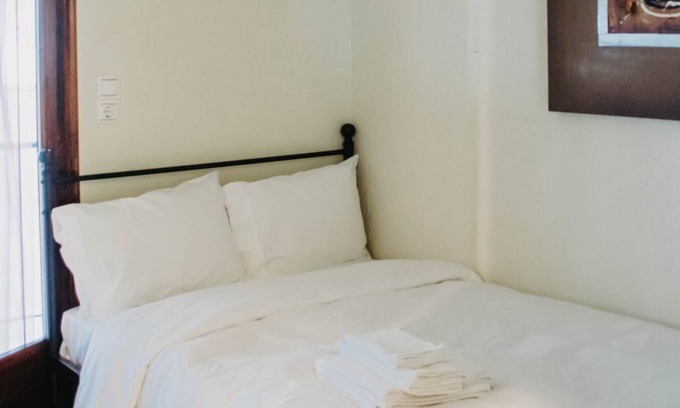 Kotroni House | Semi Double room overlooking the innercourtyard