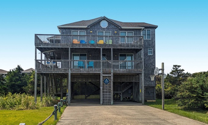 Avon House | SEMI-OCEANFRONT-5 BR, 3 Full & 1 Half Bath-just two lots from the beach walkway