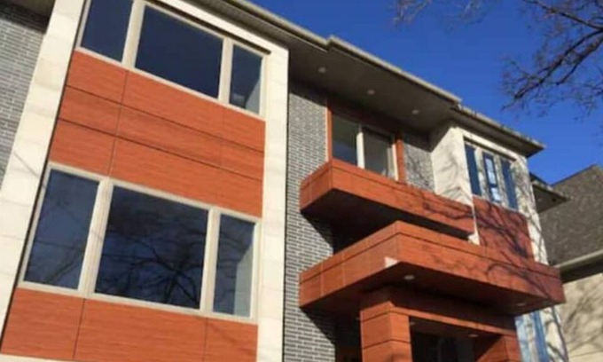 Willowdale House | Separate unit in a multi unit house