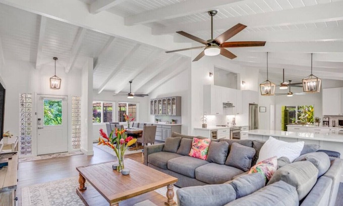 Bayview House | Serendipity Kauai · Amazing Family 4 BD 3 BA in Paradise near Beach