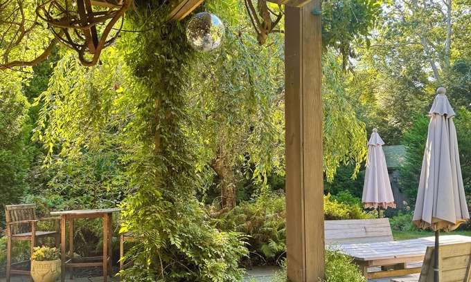 Haversham House | Serene 4-bedroom Beach Area Home in Shelter Harbor