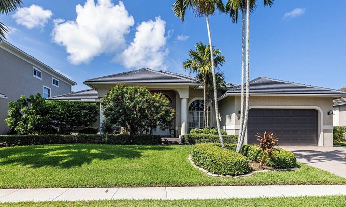 Marco Island House | Serene Getaway: Your Perfect Vacation Home Awaits