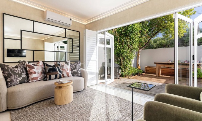 Flora Park Apartment | Serene Greenpoint Escape With Private Garden