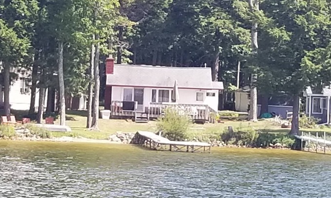 Kalkaska Cabin | Serene Lakefront Cabin
