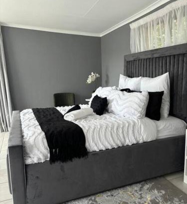Tshwane Apartment | Serene Oasis