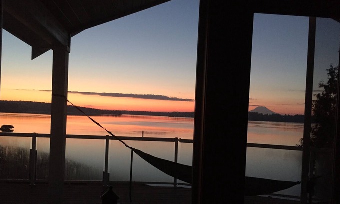 Olympia House | Serene Puget Sound waterfront home with beach access and Mt Rainer view.