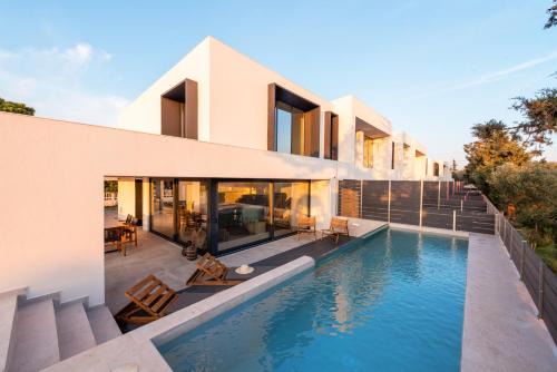 Nea Iraklia House | Serene villas halkidiki - Superior