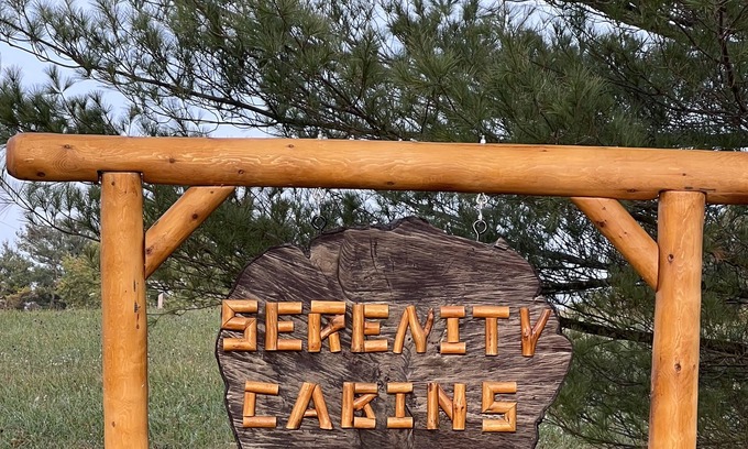 Carbon Hill Cabin | Serenity Cabins located in the Rolling Hills of Appalachia Ohio