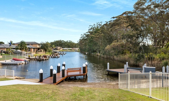 Sussex Inlet House | Serenity Escape - Belle Escapes Jervis Bay