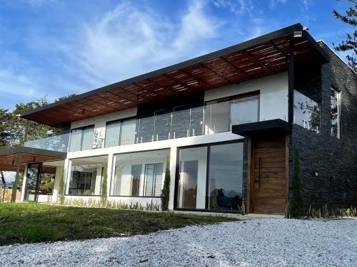 El Penol House | Serenity house Guatapé