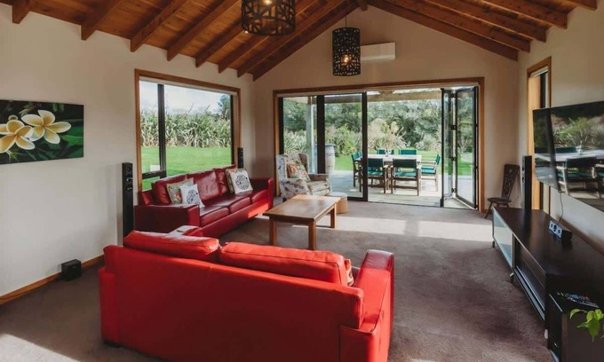 Egmont Village House | Serenity Lodge Egmont with Stream Views