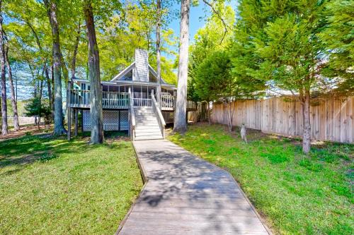 Eatonton House | Serenity On Lake Sinclair