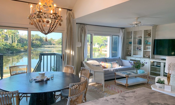Kiawah Island Villa | Serenity Over the Lagoon- 3 BR/3 BA Villa w/Lagoon Views! 8 Min walk to Beach!