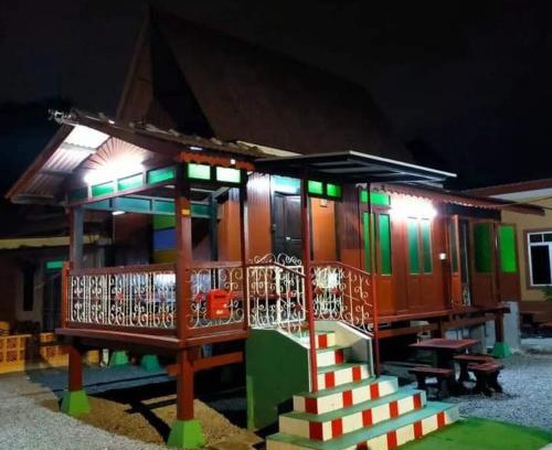 Tanjung Kling House | Seri D'Rombang Baraqah Chalet