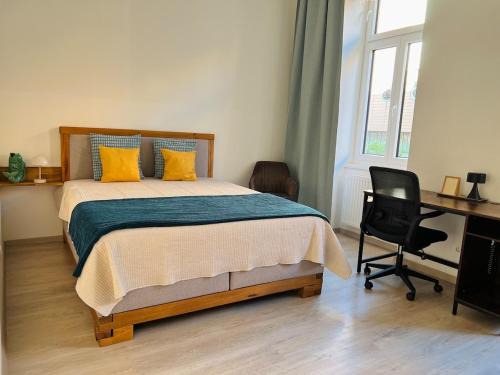 Rudolfsheim-Funfhaus Apartment | SERVUS HOMES - Metro Stadthalle - VIENNA CALLING