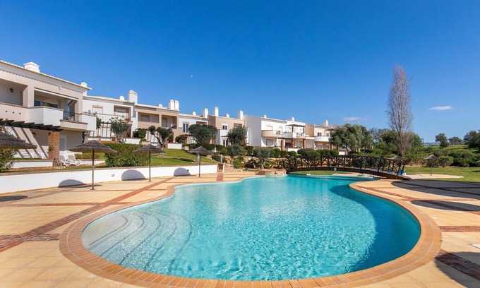 Portimao House | Set in Superb, Tranquil Gardens, yet Only a Short Drive to the Centre of Lagos