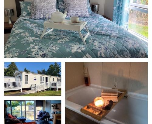 Prestonpans Resort | Seton Sands Holiday Village 2 Bedroom Elegant En-Suite Caravan with Bathtub
