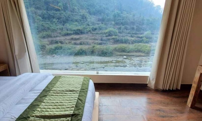 Lansdowne Hotel | Seven Hills Hotels and Resorts