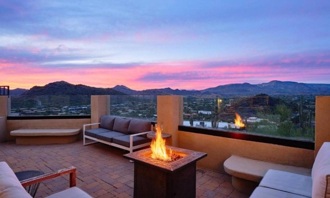 Carefree House | Shangri-La Desert Paradise, Golf, Towering Saguaros, Peace, Privacy & Comfort
