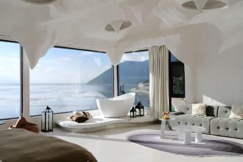 Shangri-La Hotel | Shanyuhai Pure White Cave Sea View Holiday Hotel View Designer Hotel