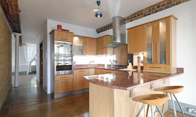 Cathedrals Apartment | Shard View near Borough Market