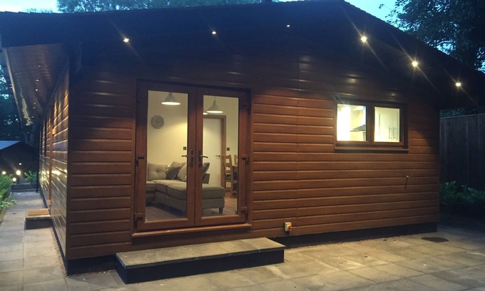 Congleton Cabin | Shellow Lane Lodges