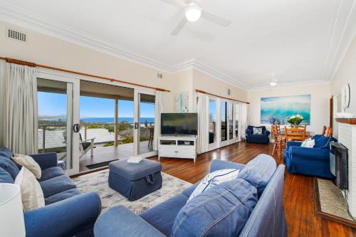 Crescent Head House | Shellseekers, 4 Hodgson Street