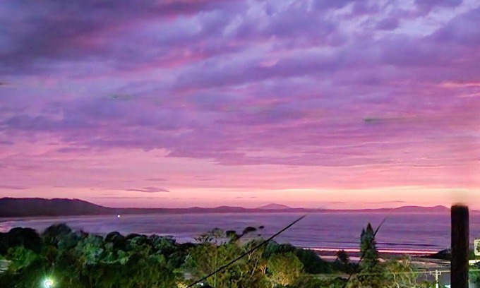 Crescent Head House | Shellseekers - easy walk to everything & fabulous views!