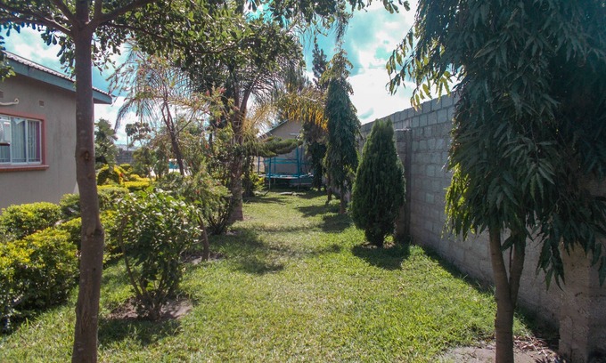 Lusaka Cabin | Shema Guest Lodge