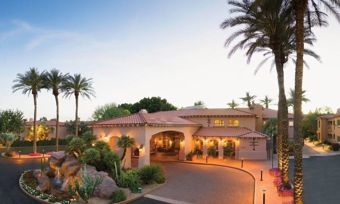 North Scottsdale Condo | Sheraton Desert Oasis- Cozy one bedroom condo in fabulous Scottsdale