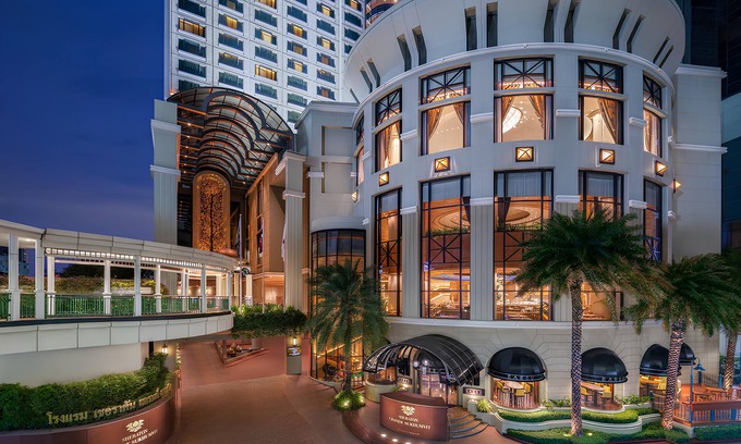 Bangkok Central Business District Hotel | Sheraton Grande Sukhumvit, a Luxury Collection Hotel, Bangkok