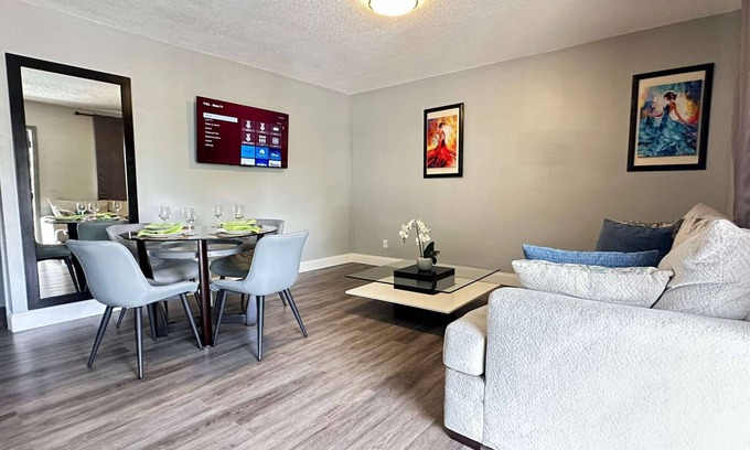 Dania Beach Apartment | Sheridan Suites One Bedroom Suite