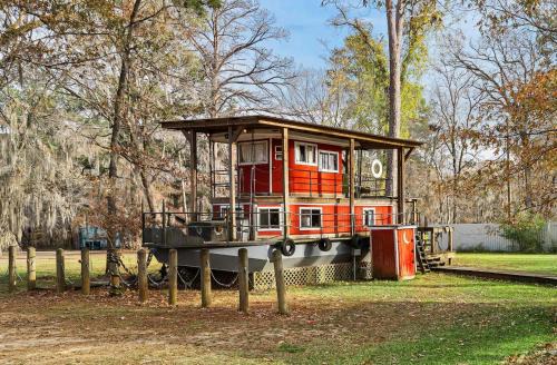 Uncertain House | Ship With Upper Deck & Kayaks & Canoes