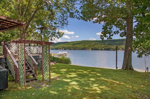 Hammondsport House | Shore Thing