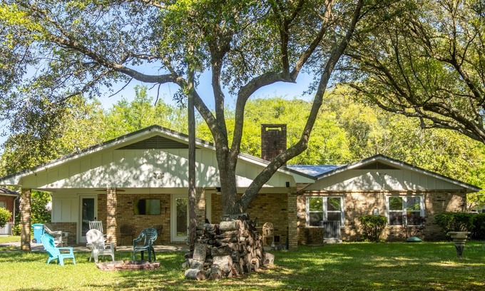 Gulf Hills House | Shorebound - close to beach, casinos & downtown Ocean Springs!