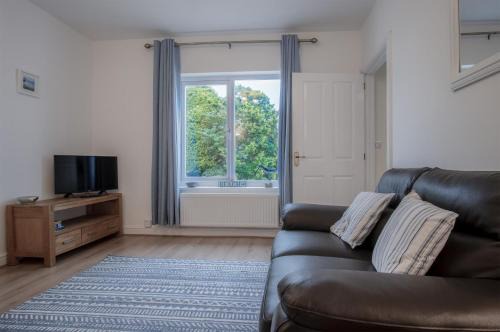 Lydstep Apartment | Shorelands - 1 Bedroom Apartment - Manorbier